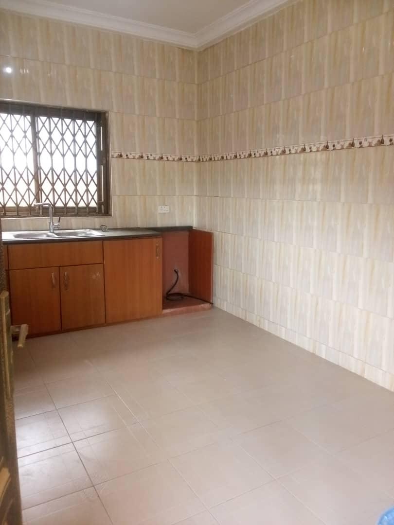 3 bedroom apartment at Ashongman