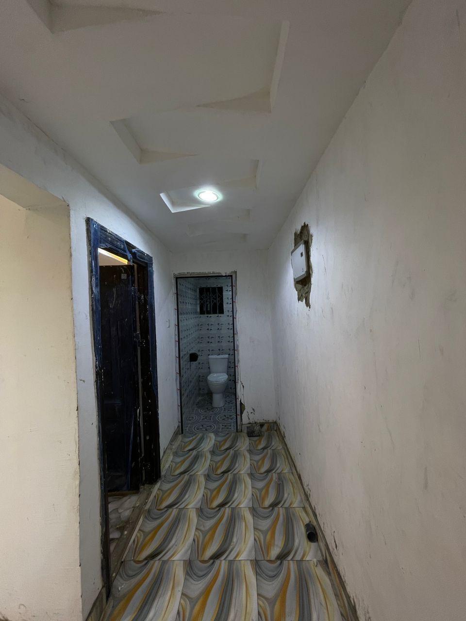 Executive Chamber & Hall Self-Contained – Anyaa School Junction (Palas Town Road)