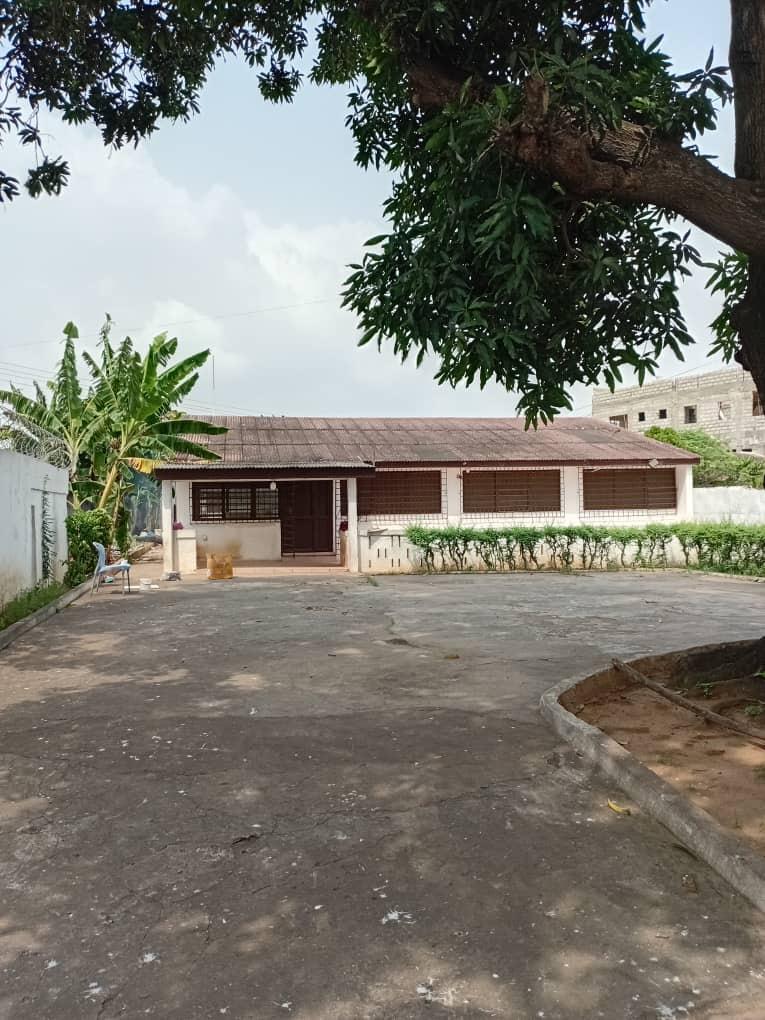 3 bedroom self compound + 2 bdrm boys quarters for rent