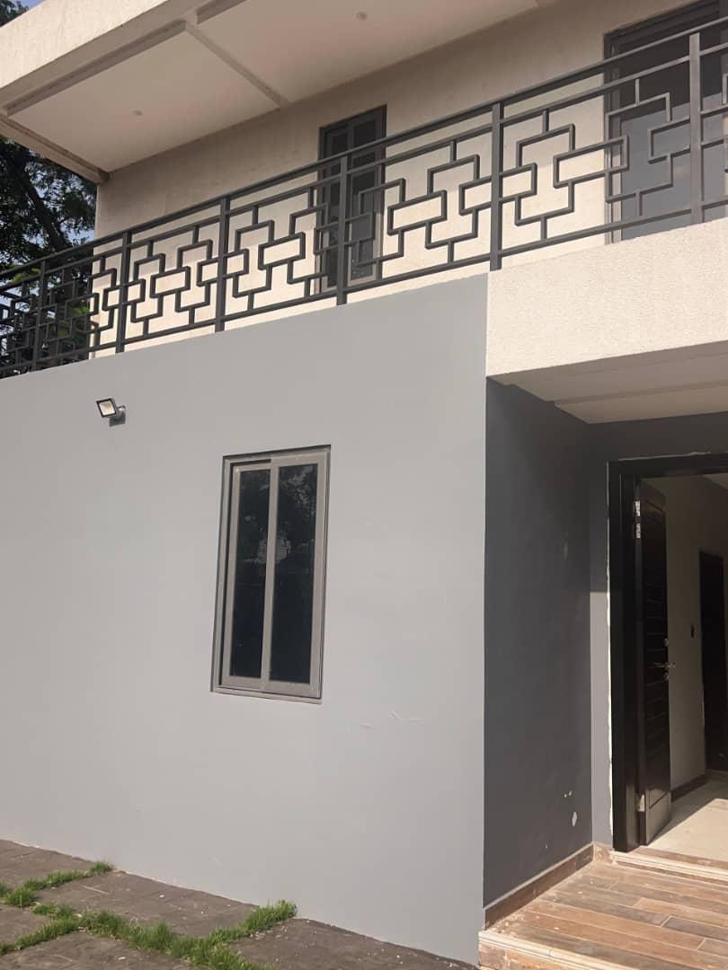 Newly built 4 bedroom house + a servant quarters for sale at tesano