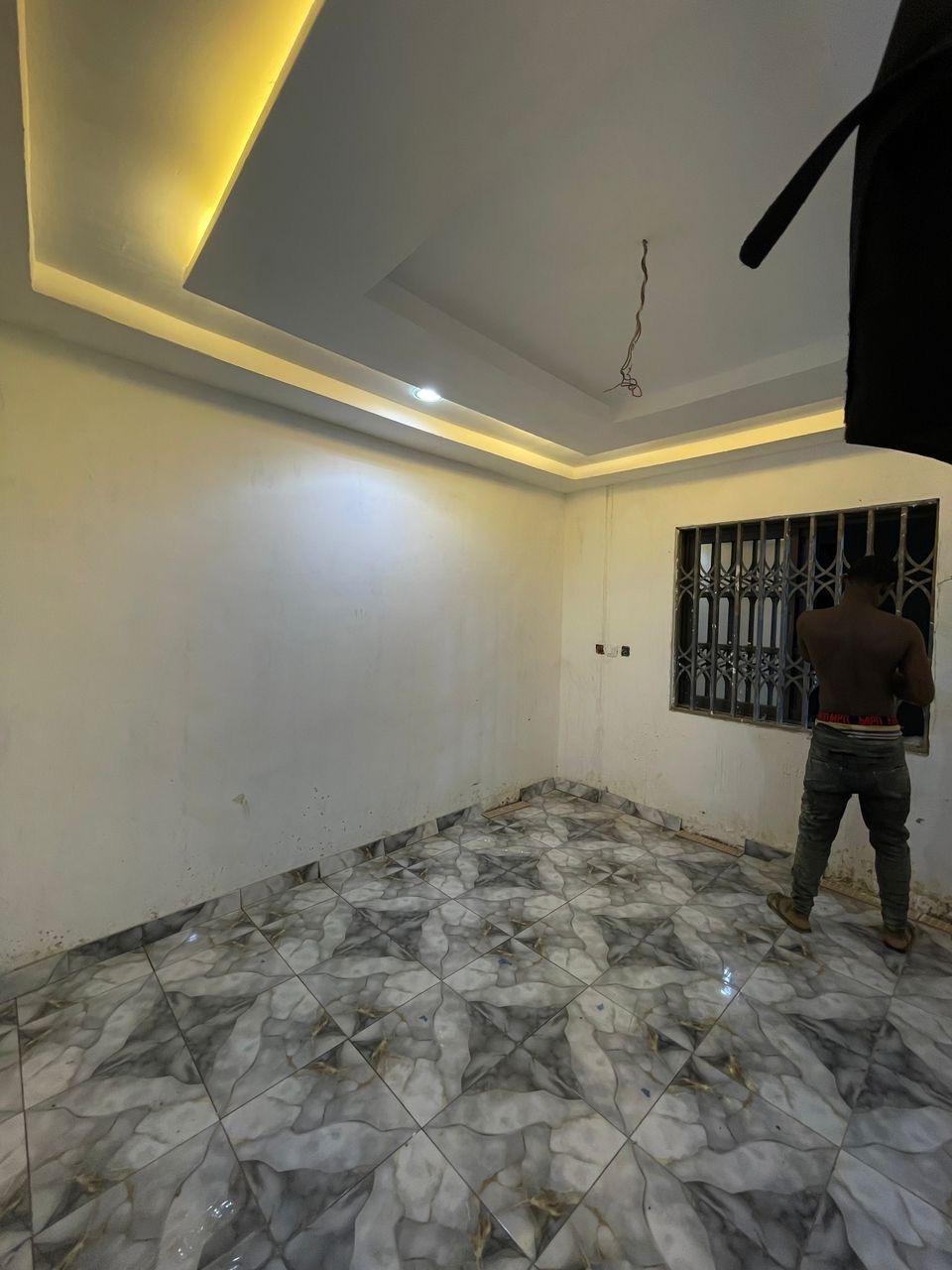 Executive Chamber & Hall Self-Contained – Anyaa School Junction (Palas Town Road)