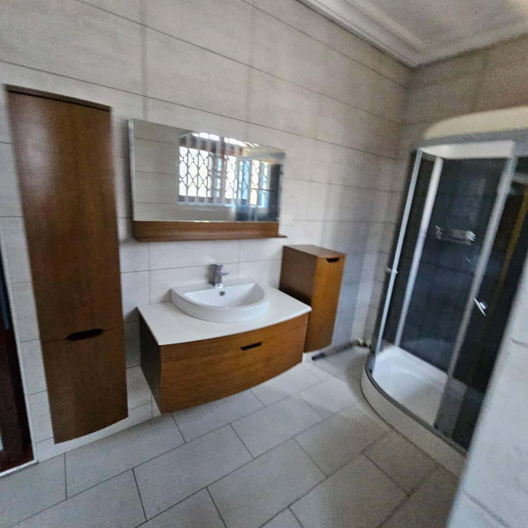 8 bedroom hotel at SCC for sale
