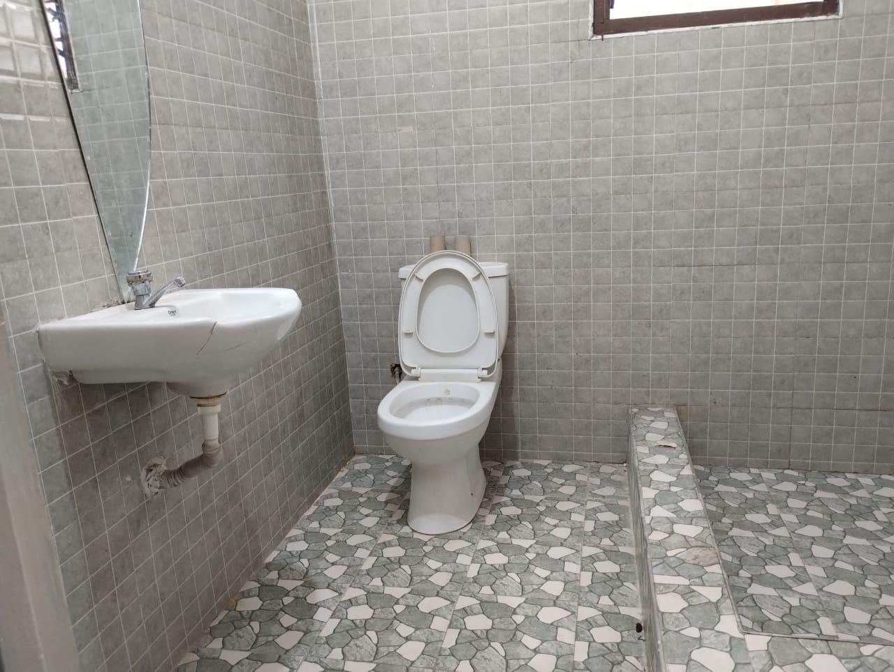 Chamber and Hall Self contained for rent at Nyamekye Junction/Mambo