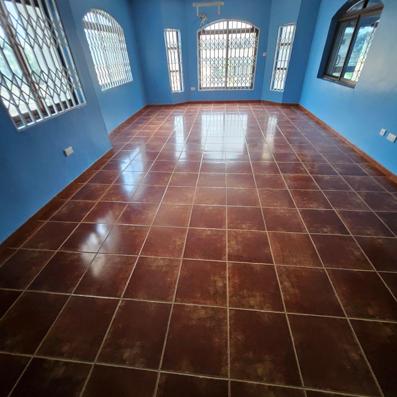 8 bedroom hotel at SCC for sale