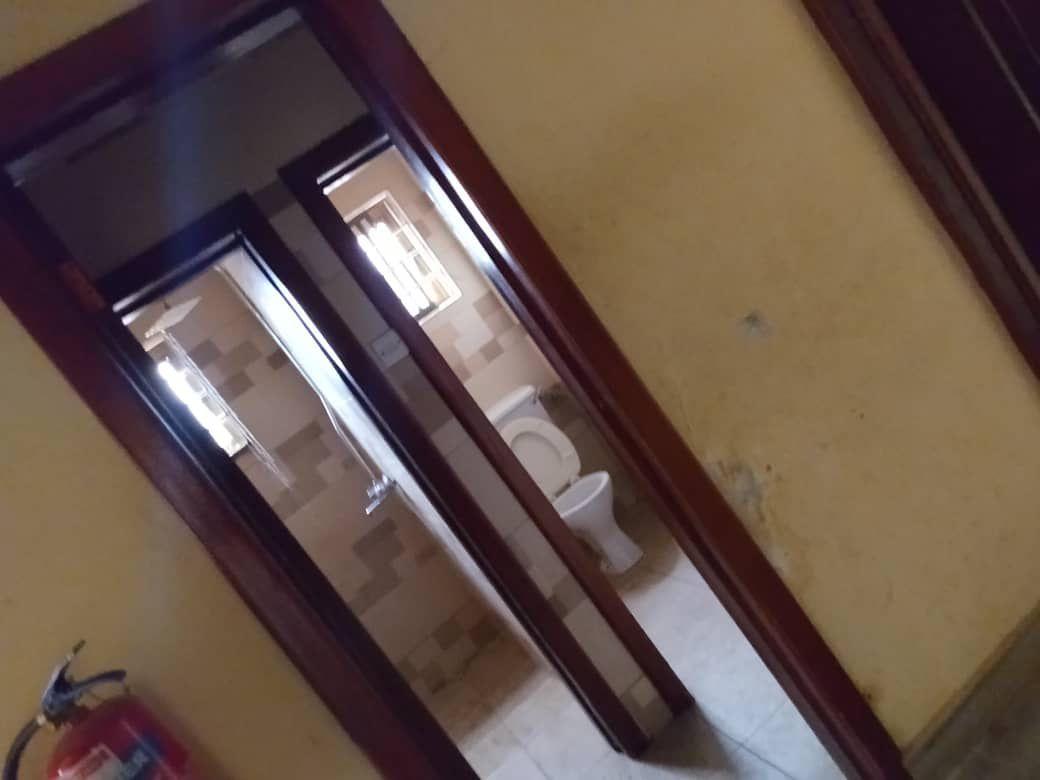 5 bedroom self compound house for Rent At Darkuman Official Town