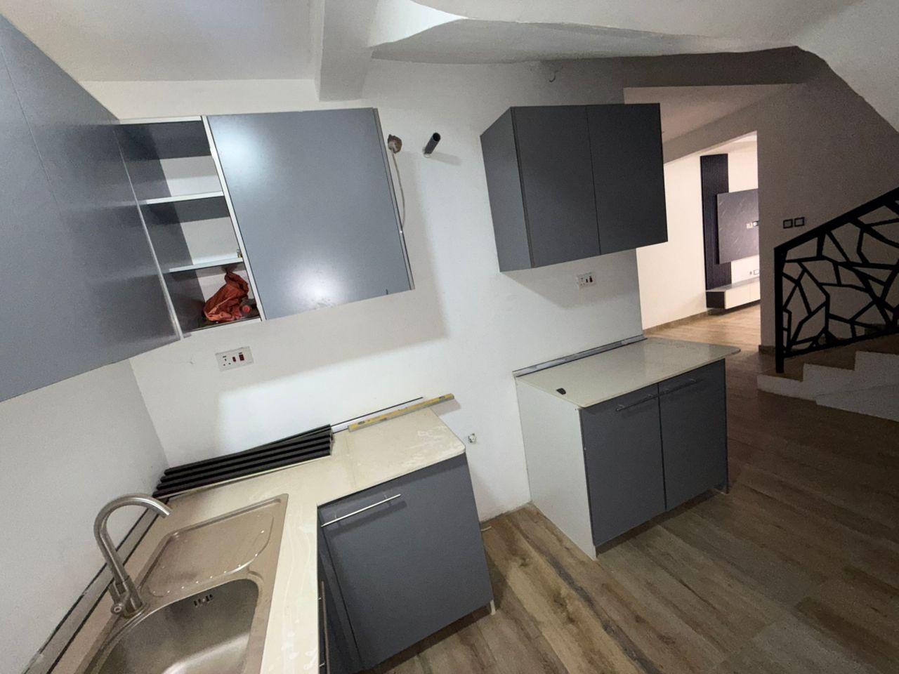 3-bedroom semi-detached home located in the serene and well-developed Ashongman Estate for sale